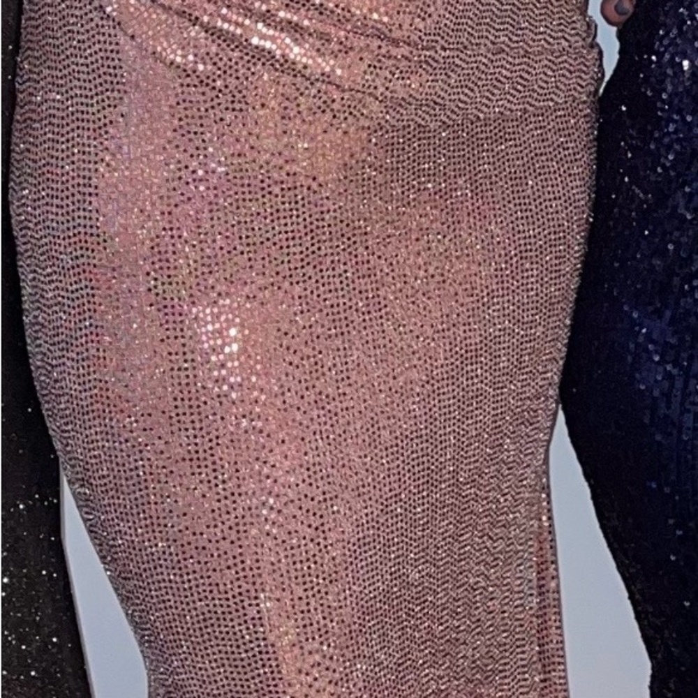 NEW Issue New York elegant pink metallic sequin Evening Gown - Picture 2 of 5